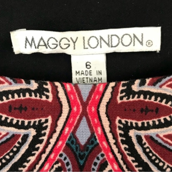 Maggy London Printed Cap Sleeve Sheath
Dress Size Six Multicolor - Picture 6 of 7
